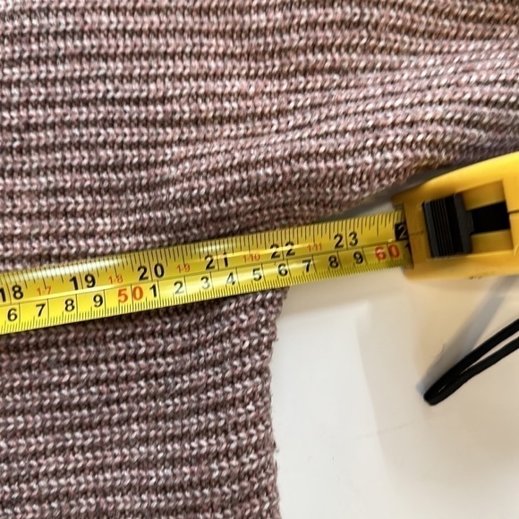 Cupcakes and Cashmere Dusty Rose Collared Split Neck Sweater Size Large - Picture 8 of 10